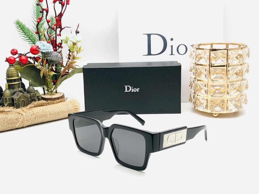 KÍNH MẮT THỜI TRANG NAM DIOR - DIOR CDSUR 2021 BLACK