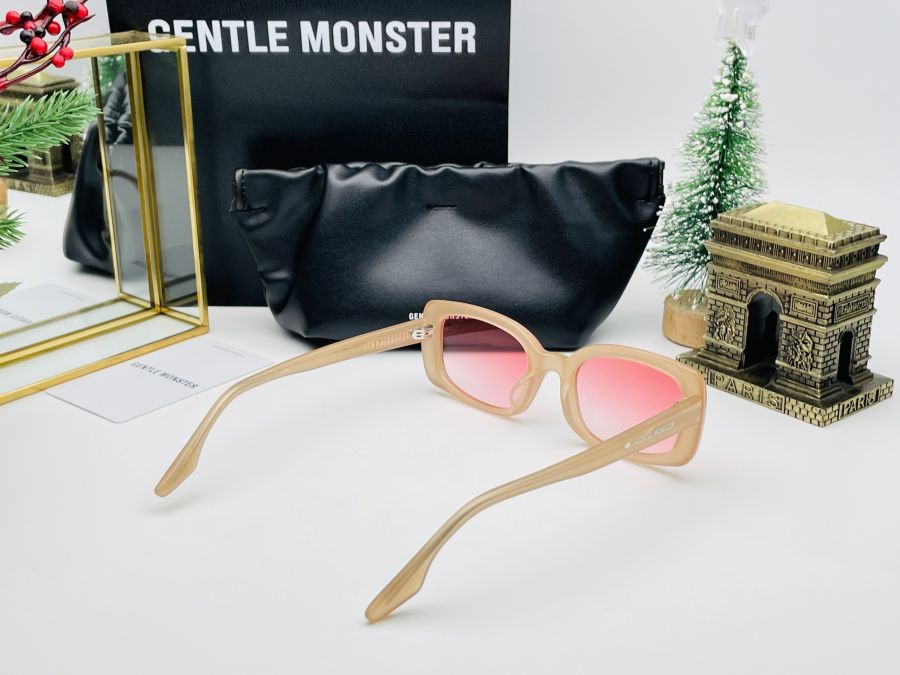 KÍNH MẮT THỜI TRANG CAO CẤP GENTLE MONSTER - GENTLE MONSTER LINDA PINK