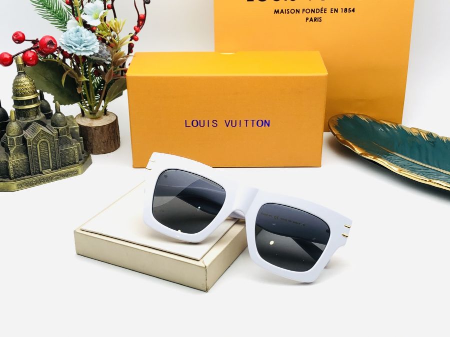 KÍNH THỜI TRANG CAO CẤP  LOUIS VUITTON 2022 - LOUIS VUITTON Z1483E WHITE