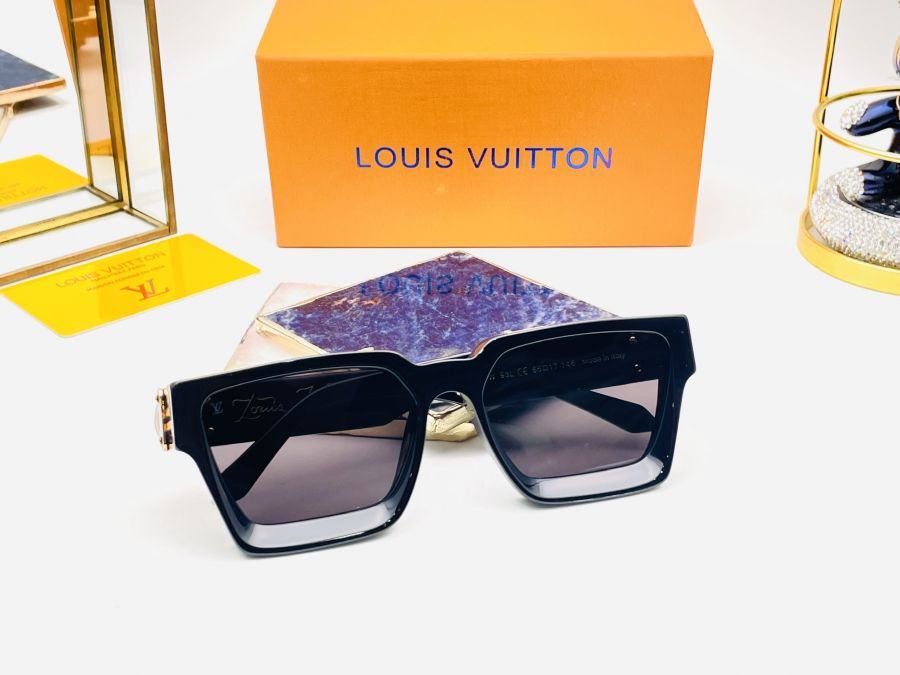 KÍNH THỜI TRANG CAO CẤP LOUIS VUITTON 2022 - LOUIS VUITTON Z1166W 93L