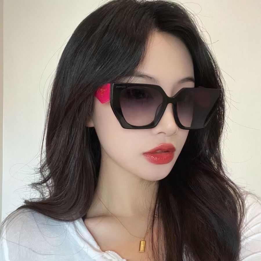 KÍNH THỜI TRANG NỮ PRADA CAO CẤP 2022 - PRADA PR82WS BM2