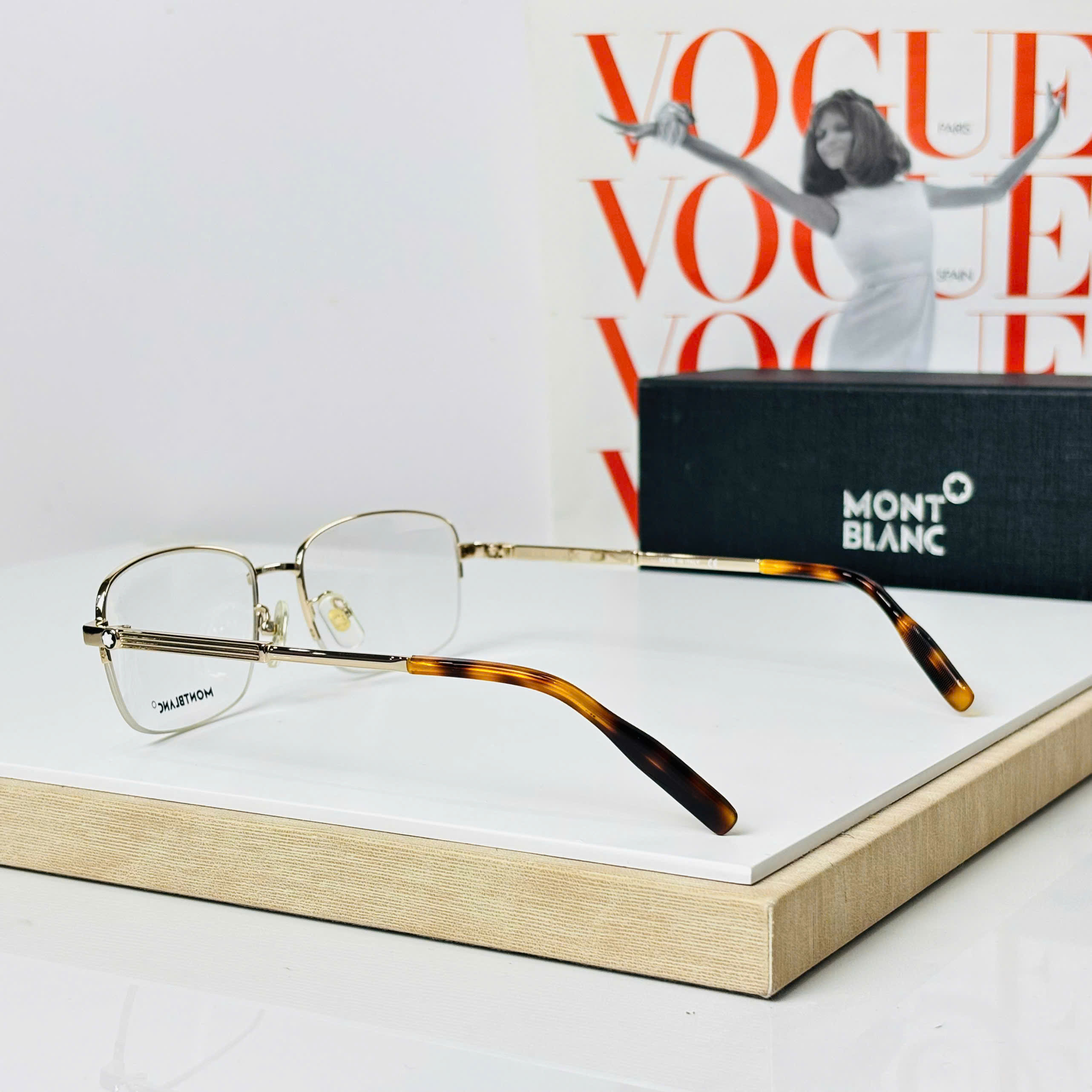 z7556516784716_e0dda091e596b7f82dd1781faea869d6