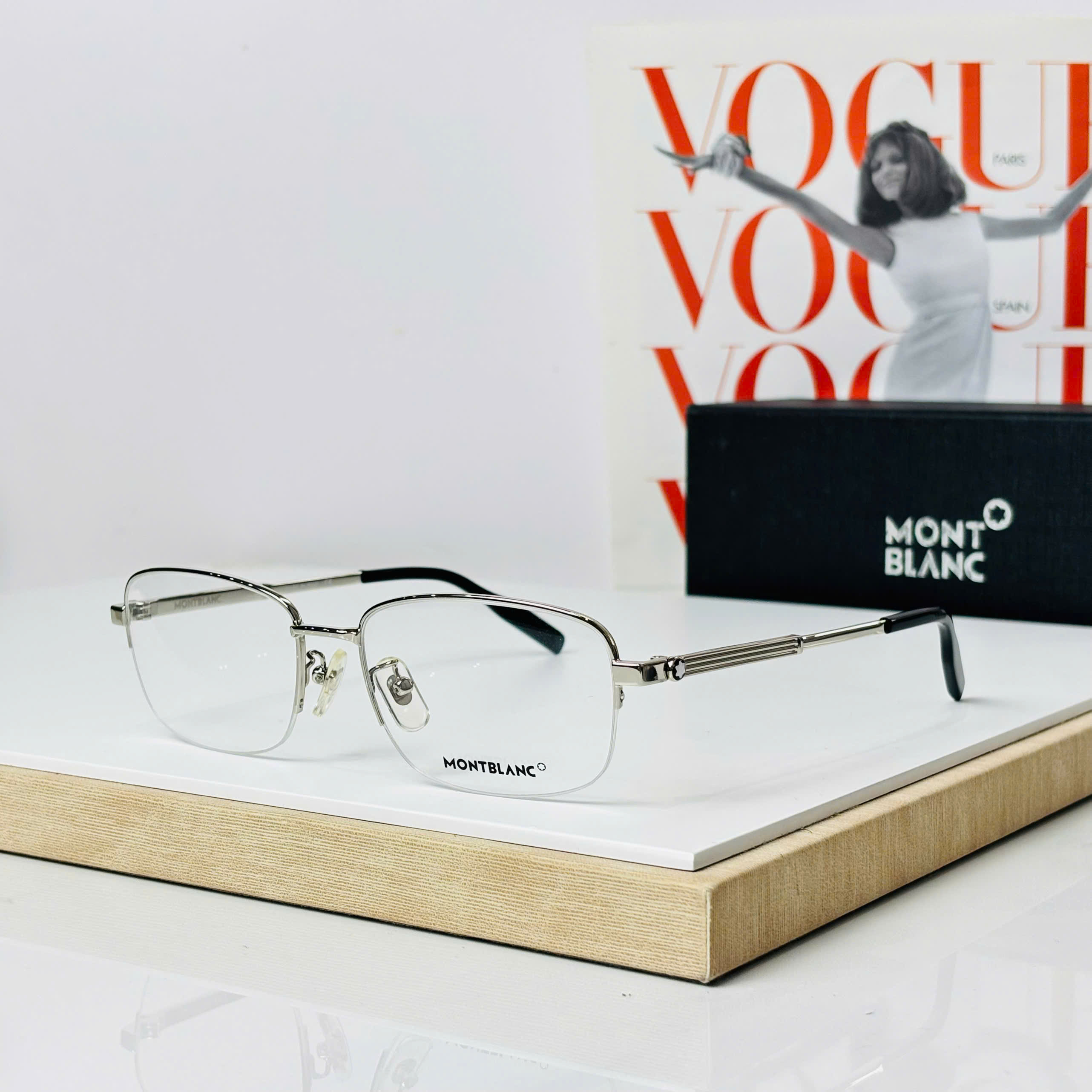 z7556516788994_d8c00374d769d62a2e933ecbb413b607