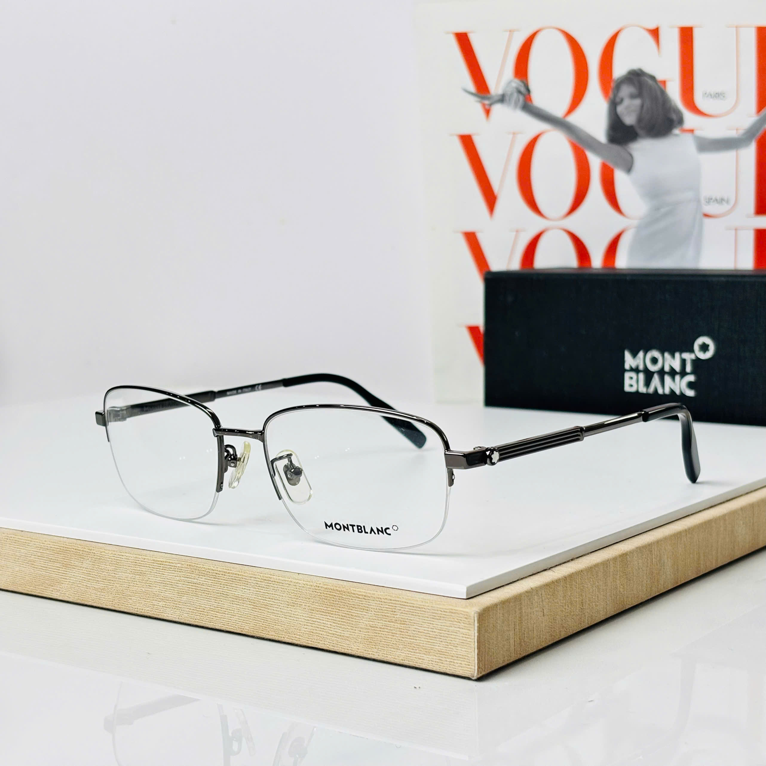 z7556516807805_a37519a495bf6cbaca9bc1982338b060