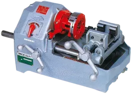 Máy tiện ren bulong BM25
