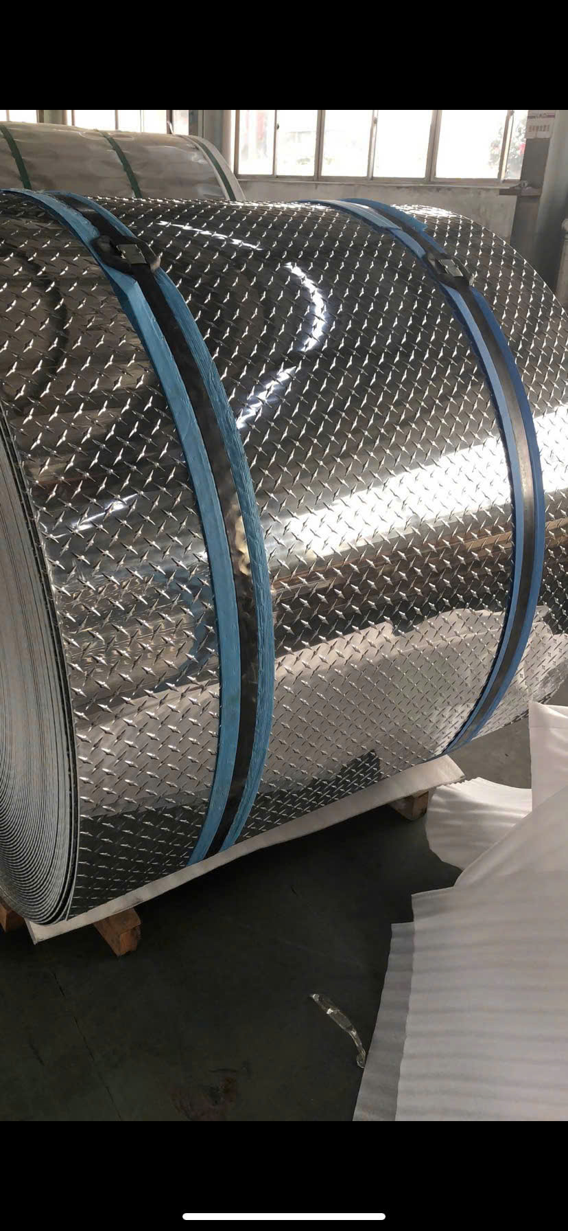 Nhôm chống trượt 3105