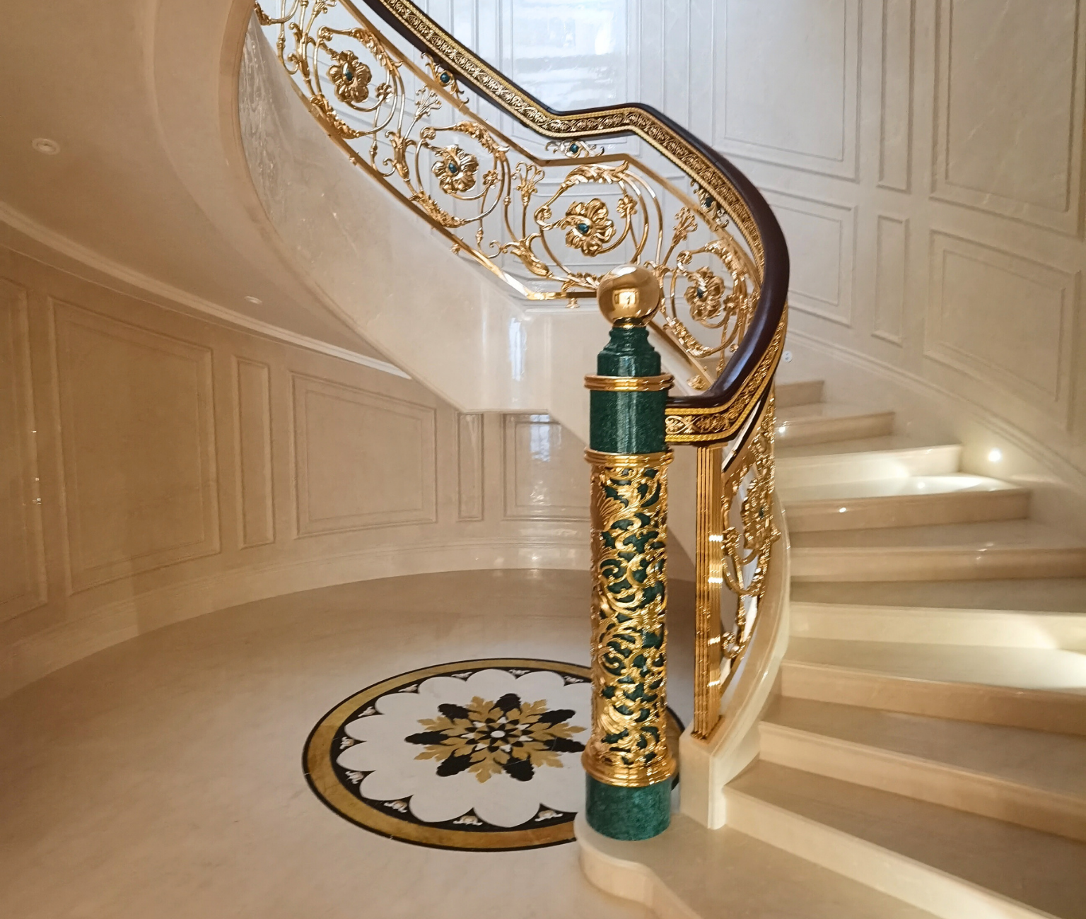 Cột trụ - Tân cổ điển