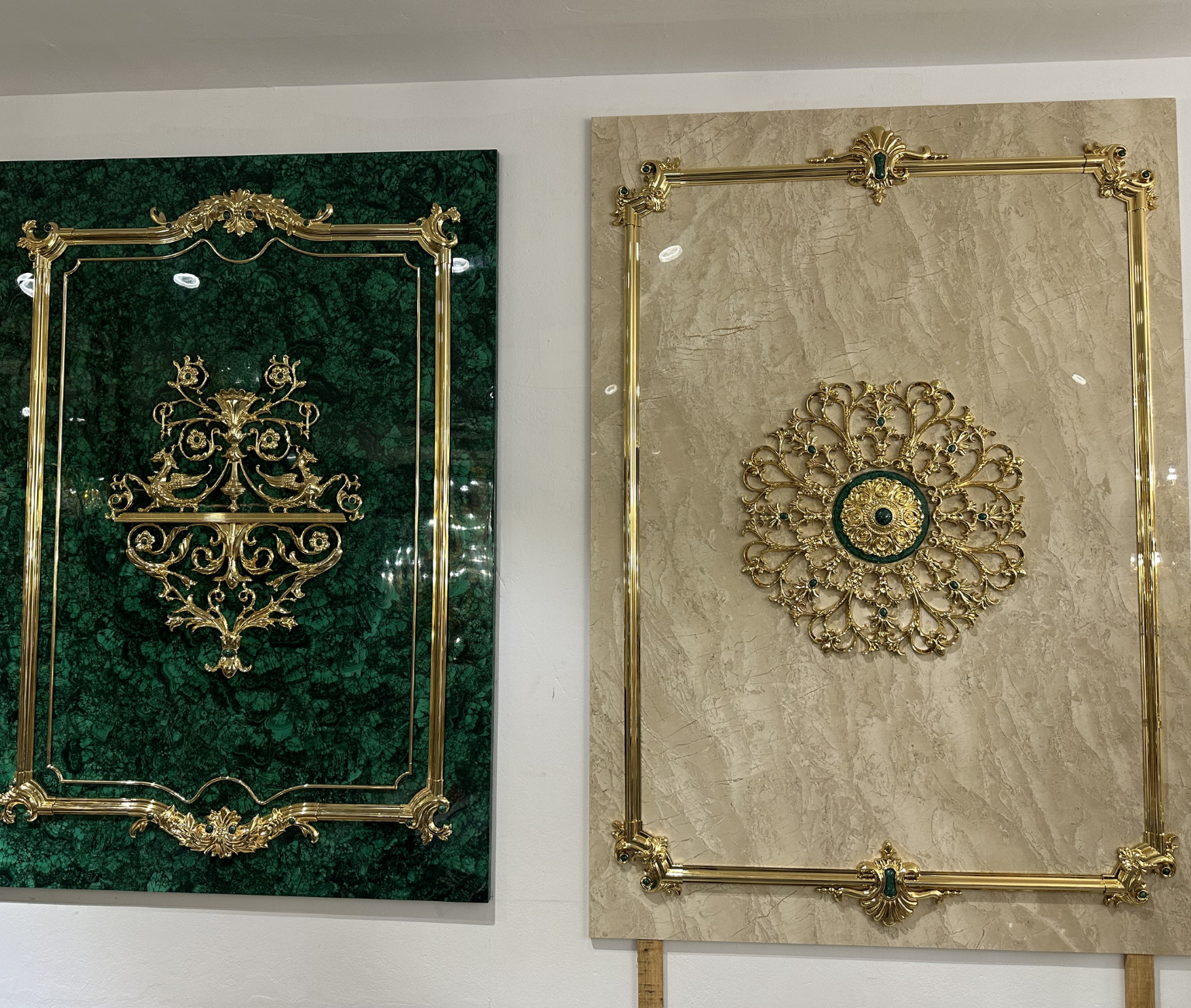 Bích Hoạ Đá - Tân Cổ Điển