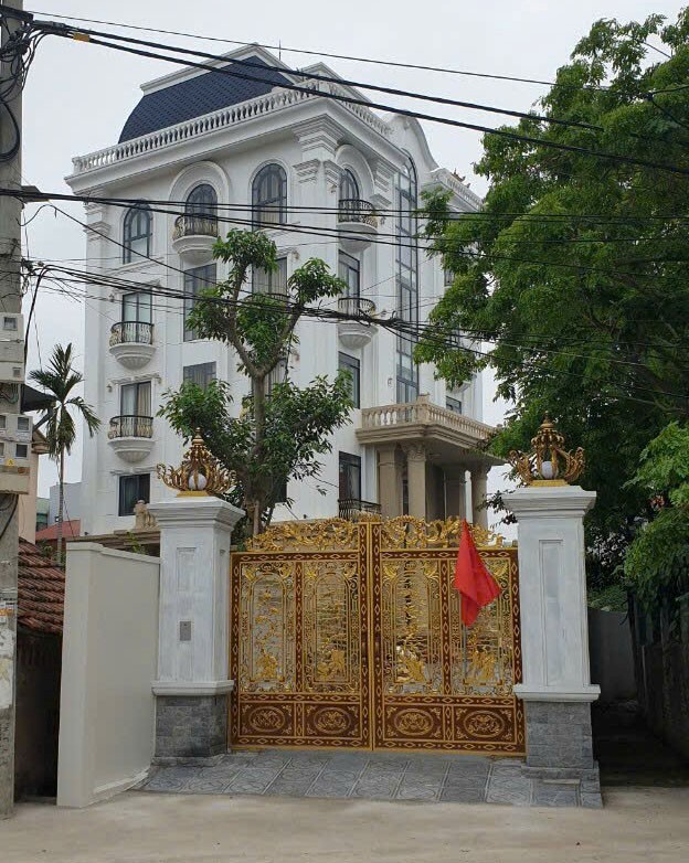 Công trình toà nhà: Gia đình Ông Nguyễn Văn Ất và Bà Nguyễn Thị Thử