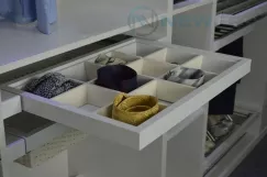 Khung rổ đựng thắt lưng, cà vạt, quần áo lót, đồng hồ, vòng đeo cổ giảm chấn rộng 704-784mm