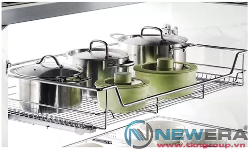 Kệ ngăn kéo ray âm giảm chấn đựng xoong nồi NewEra cánh mở có khay hứng nước, rộng 800mm