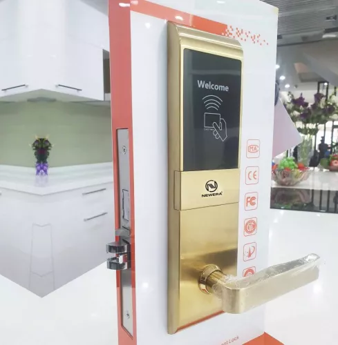 Khóa thẻ từ khách sạn NewEra NE8018BG