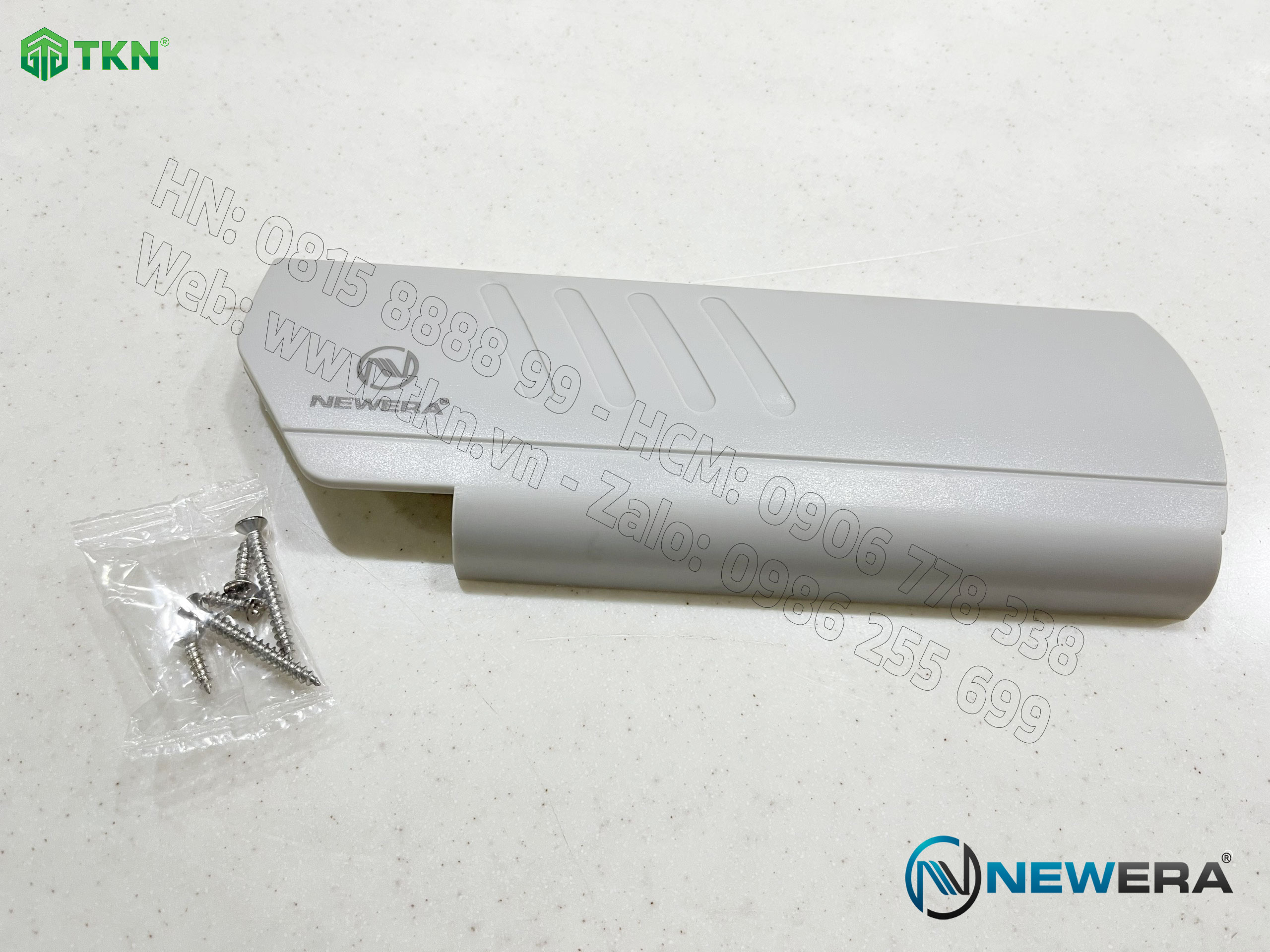 tay-nang-don-giam-chan-newera-ne99t71-4