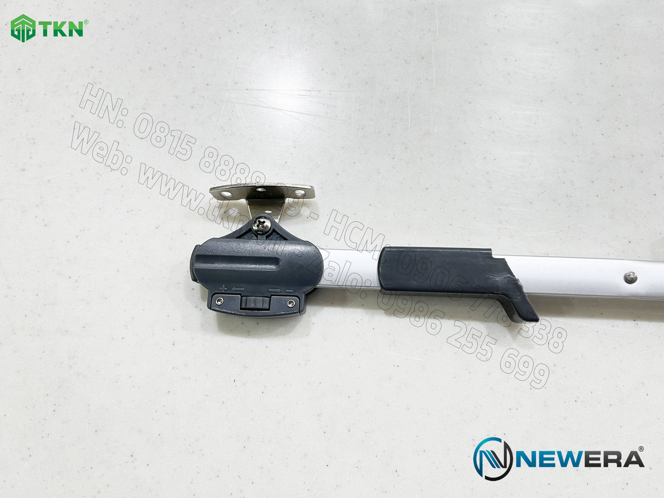 tay-nang-don-giam-chan-newera-ne99t71-5