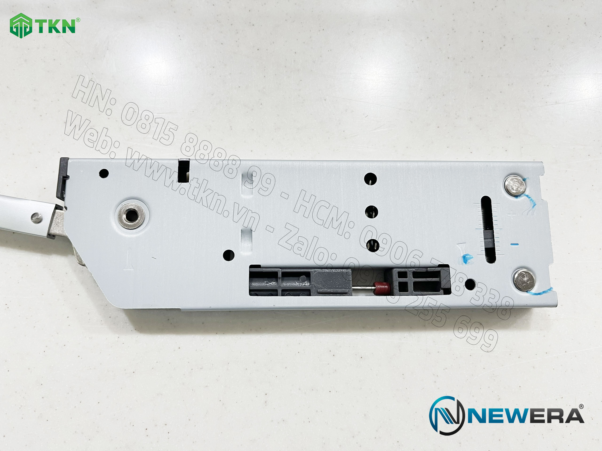 tay-nang-don-giam-chan-newera-ne99t71-6