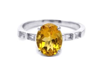 CÁCH MUA VÀ BẢO QUẢN TRANG SỨC ĐÁ MÀU