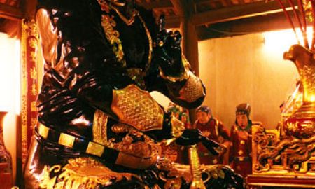 Chuyện ít biết về pho tượng thần Trấn Vũ