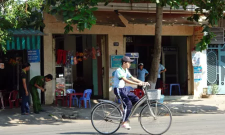 Nam sinh lớp 9 bị đâm chết sau buổi học đầu năm