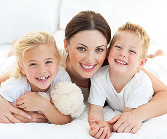 Xử trí khi trẻ hay ghen tị với em