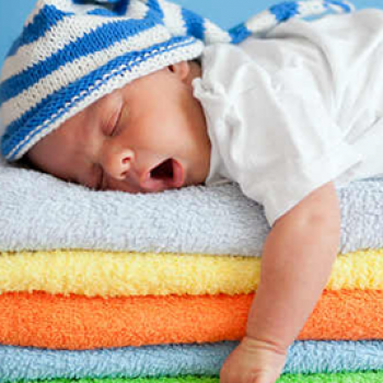Em bé ngủ mơ cực ngộ nghĩnh