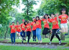 Áo đồng phục lớp cổ tròn trẻ trung