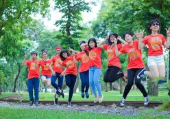 Áo đồng phục lớp cổ tròn trẻ trung
