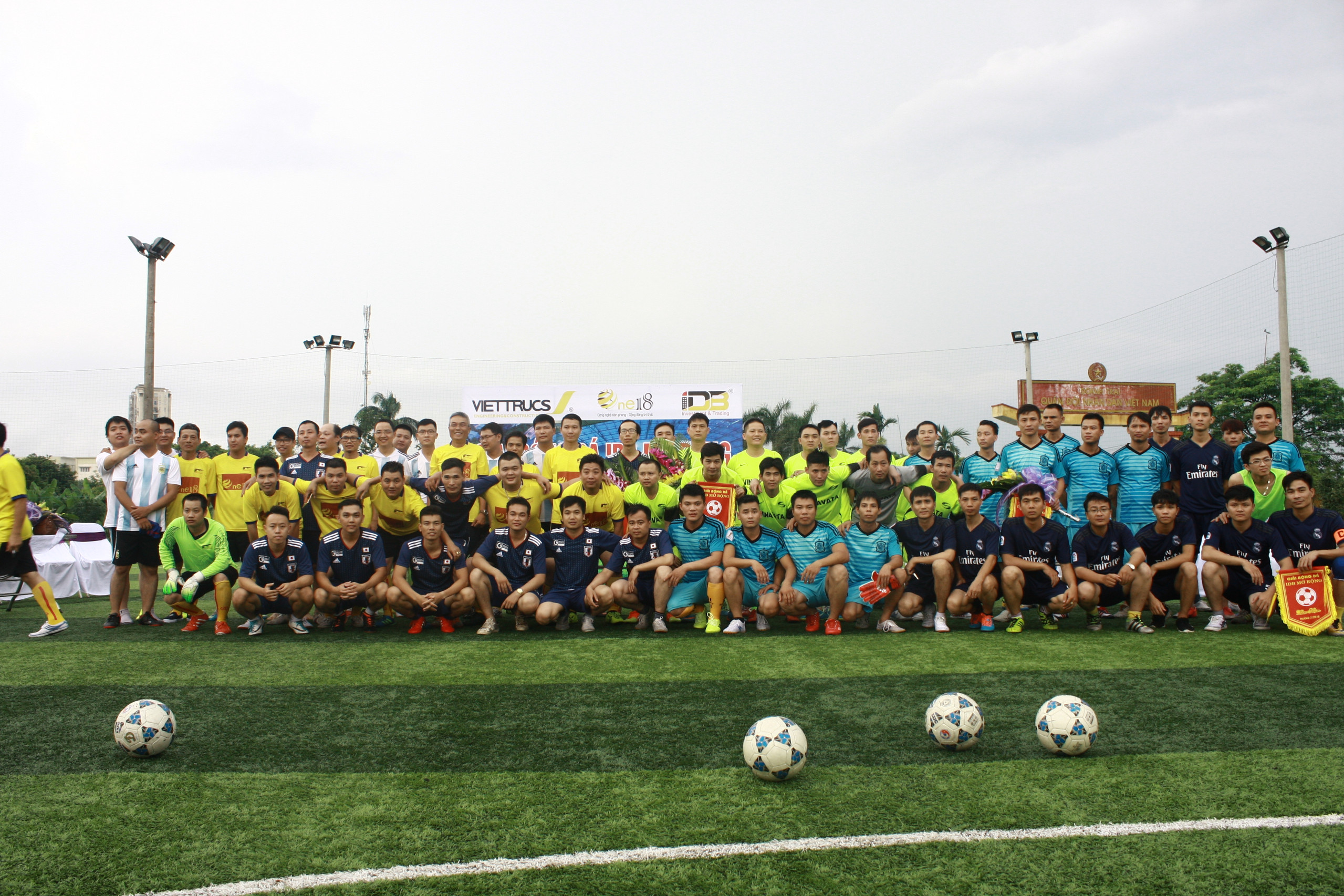 z1095588224605_238792683434c911a3361c7a95893b3c