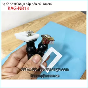 Ốc nở đế nhựa vuông nắp bồn cầu rơi êm KAG-NB13