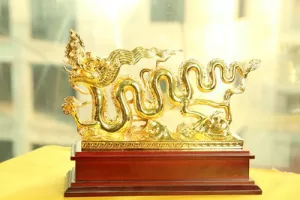 Biểu Tượng Rồng Thời Lý Mạ Vàng