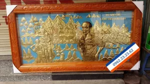 tranh đồng bác cùng chúng cháu hành quân