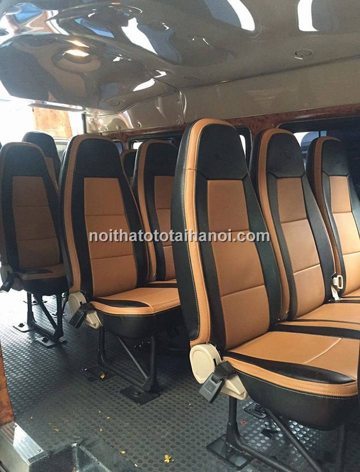 boc-nem-ghe-da-xe-ford-transit1