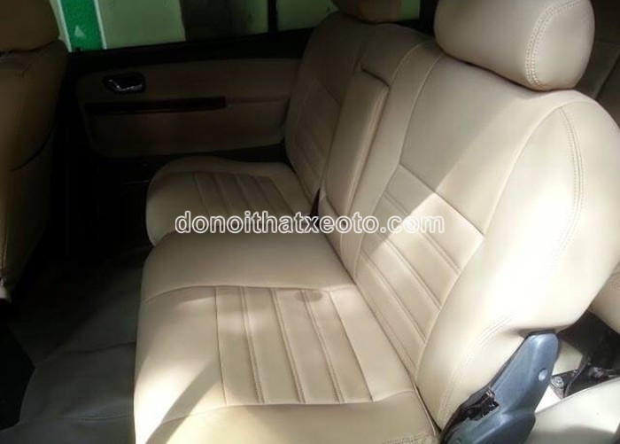 boc-ghe-da-xe-mitsubishi-jolie5