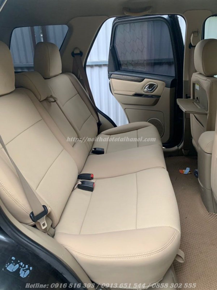 gia-boc-ghe-da-o-to-xe-ford-escape-ha-noi
