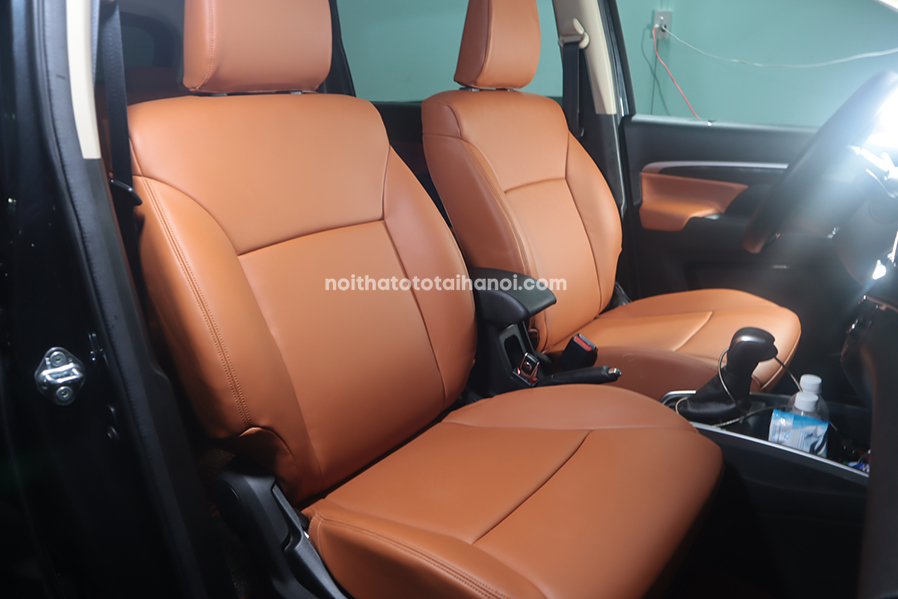 boc-ghe-da-xe-suzuki-xl745665.jpg