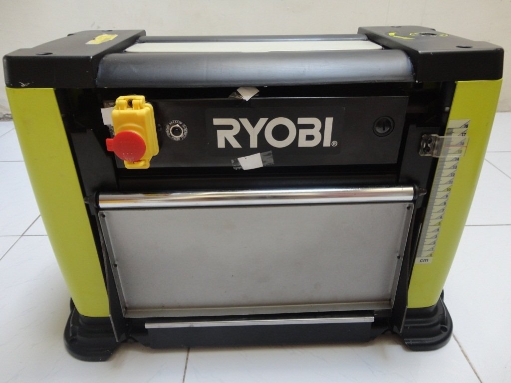 Máy bào gỗ cuộn Ryobi 1500W 1500G