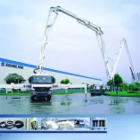 Bơm bê tông cần Zoomlion