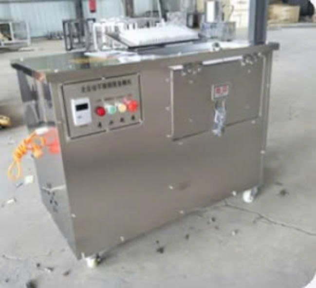 MÁY ĐÁNH VẨY CÁ BOOYOUNG