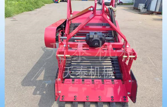 MÁY ĐÀO –SÀNG KHOAI TỪ BOOYOUNG –GẮN MÁY KÉO