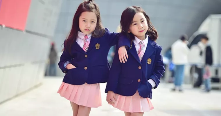 Góc tối phía sau những đứa trẻ sành điệu trong tuần lễ thời trang Seoul