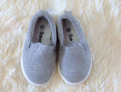 Xăng đan baby size vừa