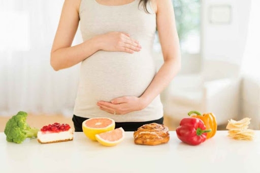 Ăn đu đủ khi mang thai có an toàn không? Điều mẹ bầu cần biết để tránh rủi ro