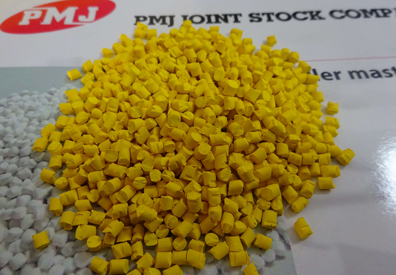 YELLOW MASTERBATCH PM 2003A