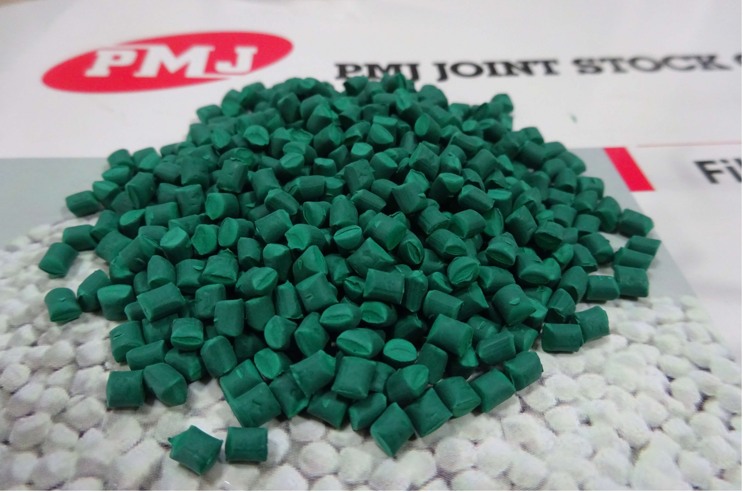 GREEN MASTERBATCH PM 501