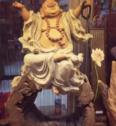 Tượng di lạc ( biểu tượng của sự Hoan Hỉ)