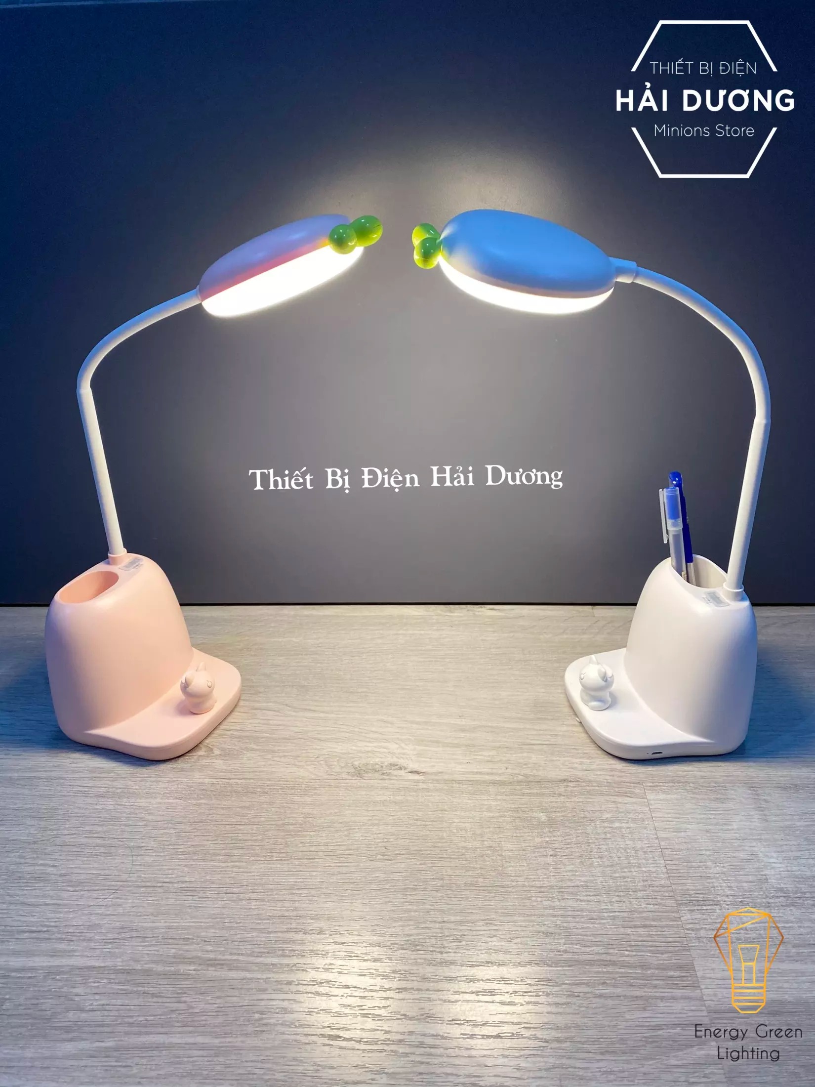 Đèn bàn LED dễ thương con mèo DB-2239 cảm ứng tắt mở 3 chế độ - tăng giảm có 2 màu trắng hồng