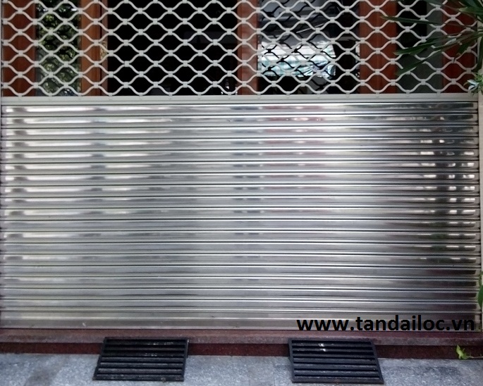 CỬA CUỐN INOX