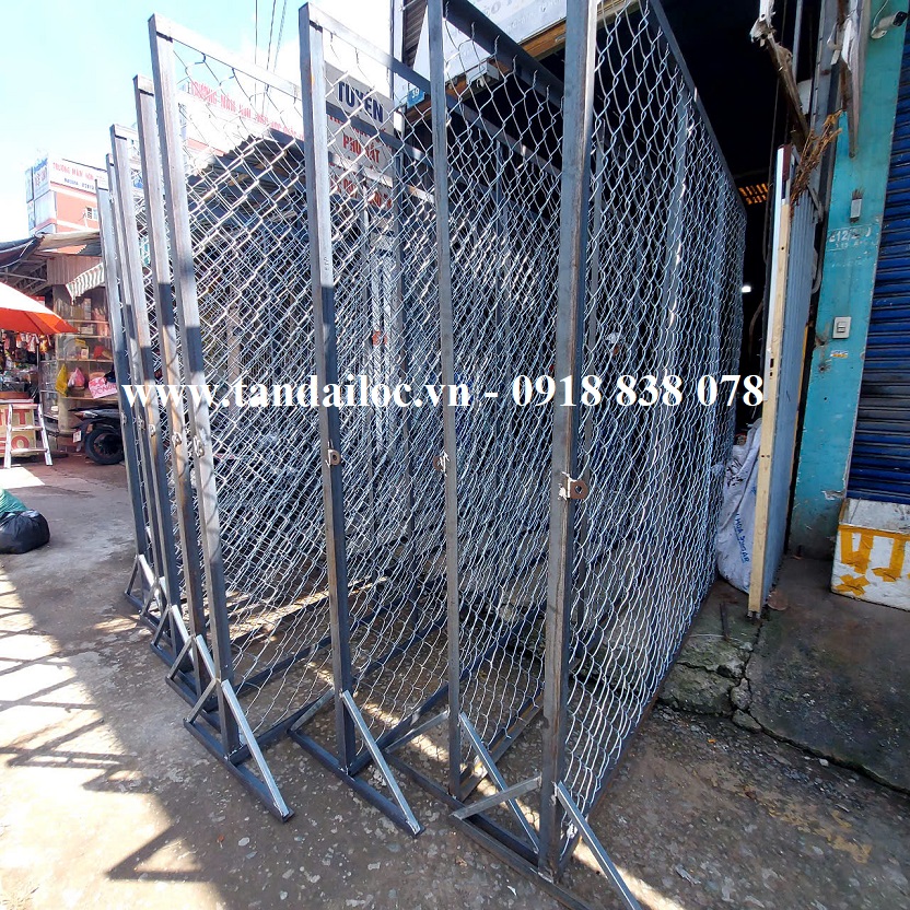 2025-sản-xuất-hàng-rào-lưới-di-động-B40-2m