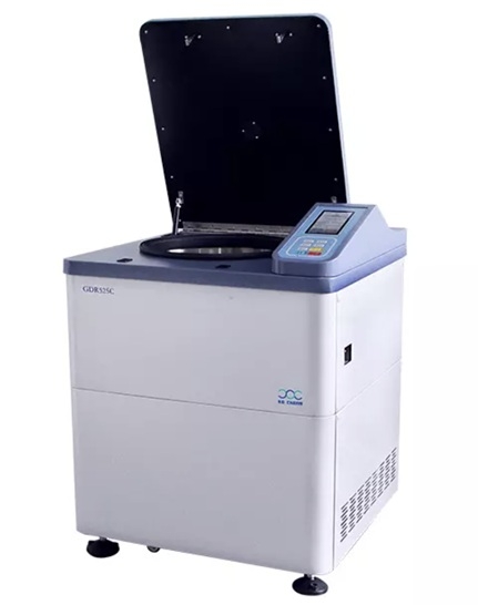 Máy ly tâm lạnh 25000 vòng/phút, 4x1000ml, kiểu để sàn GDR525C KECHENG