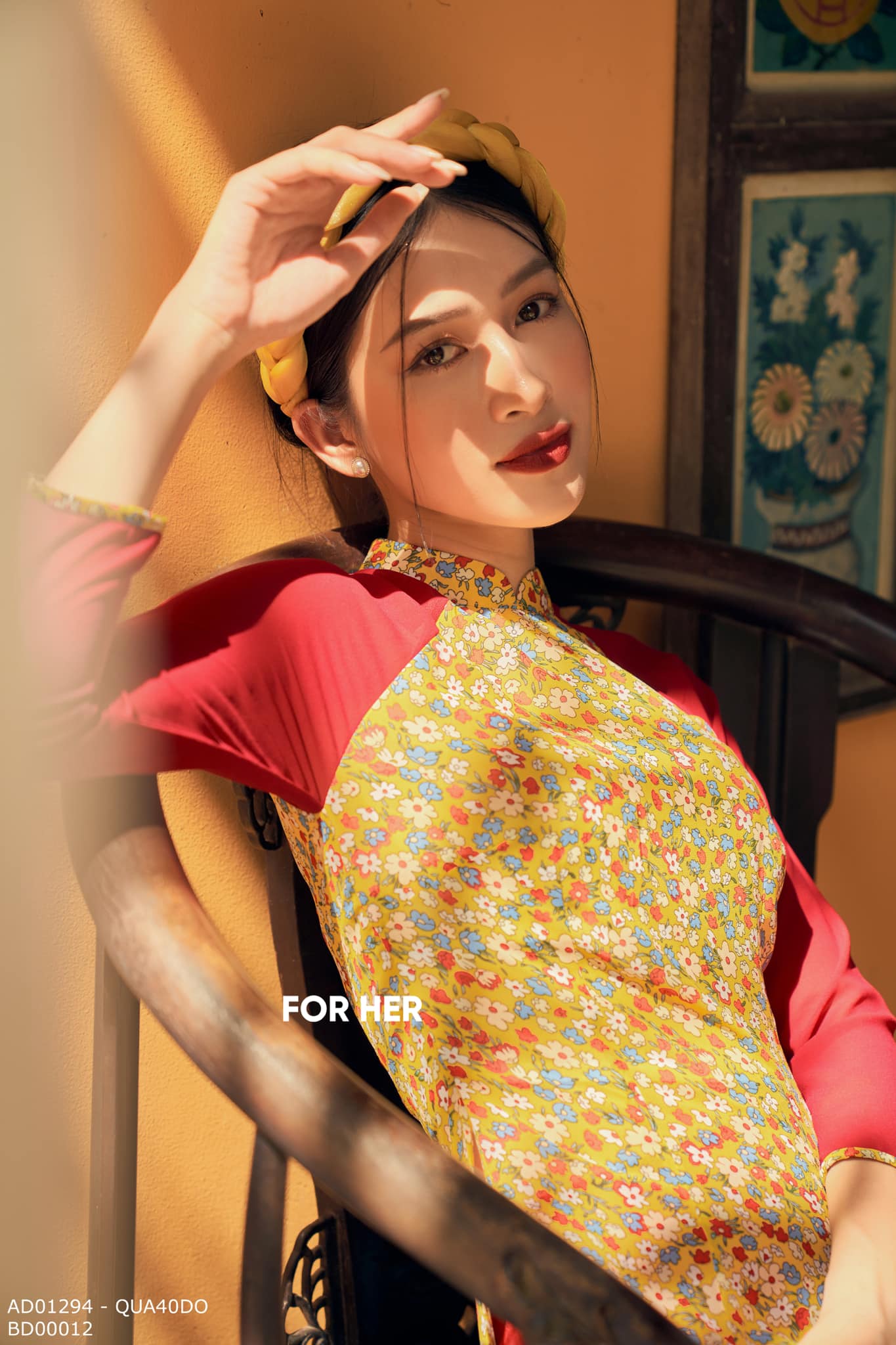 Áo dài phối tay đỏ hoa nhí