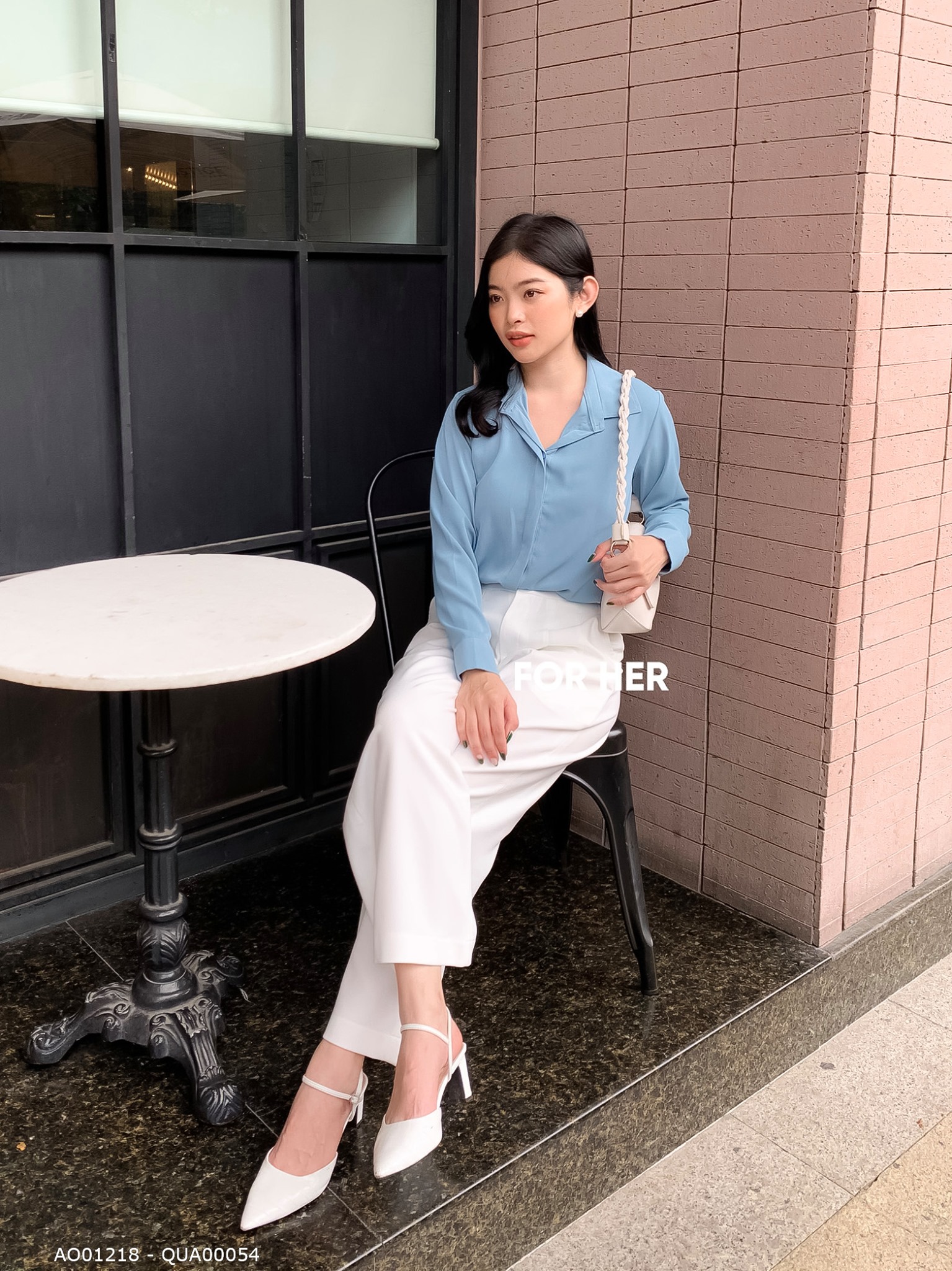 Áo giấu nút xanh dương 1